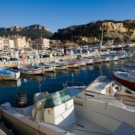 La Savinienne De Cassis- 5Mn Port Plage Face Mer Exterior foto